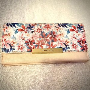 Tahari - Floral Royal Flush Clutch